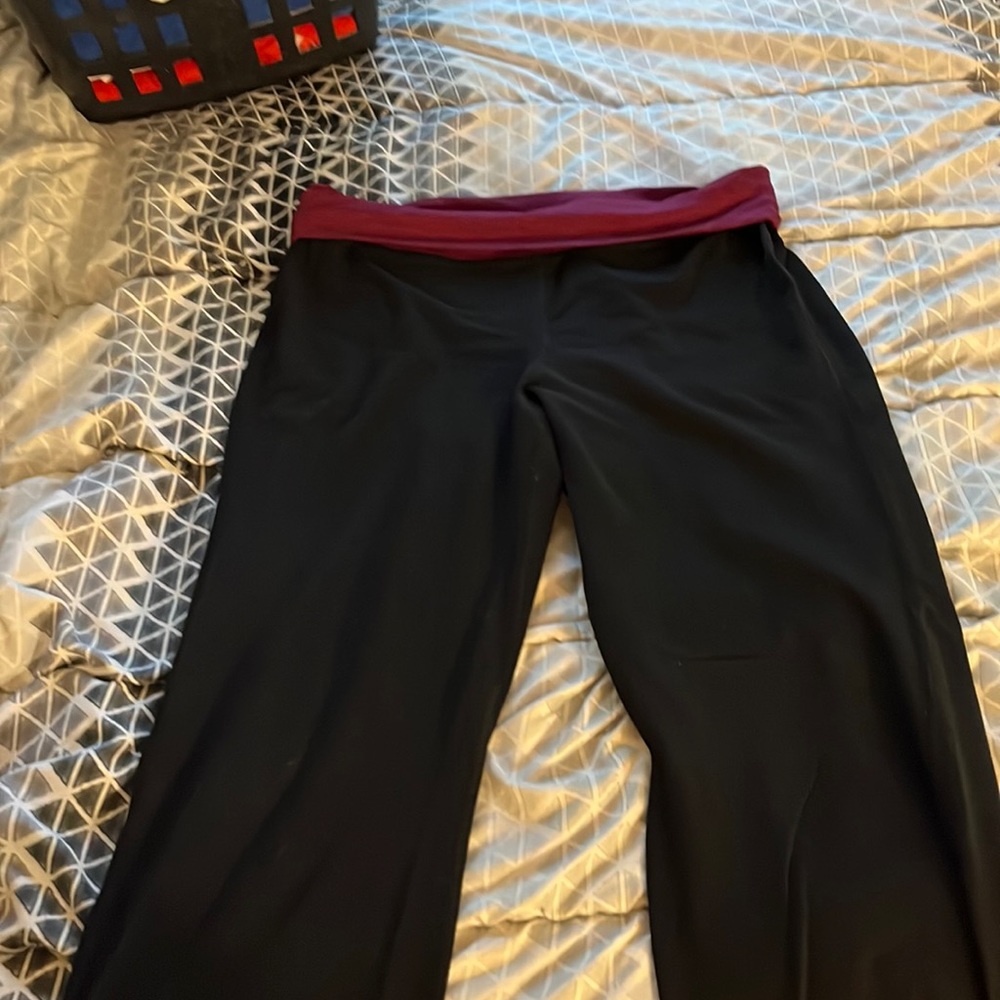 Old navy yoga pants